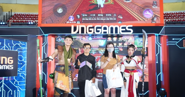 Cộng đồng game thủ Thiên Long Bát Bộ 2 VNG “cháy hết mình” tại Ngày hội Game Việt Nam 2023