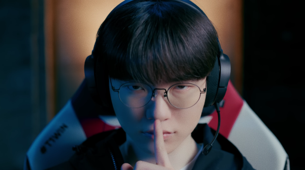 Faker bất ngờ có vai cameo trong MV mới của Stray Kids