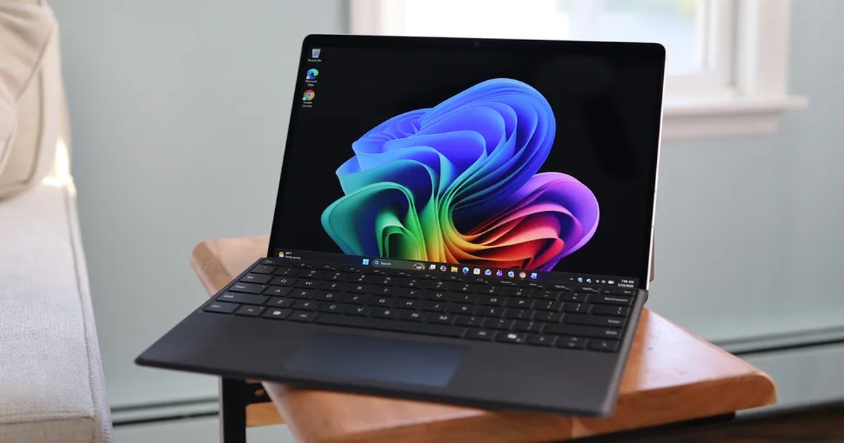 Microsoft Surface Laptop for Business: Chiếc laptop AI mà dân văn phòng đã chờ đợi bấy lâu?