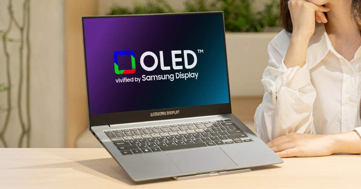 Samsung ra mắt màn hình Tandem OLED 1.600 nit cho laptop