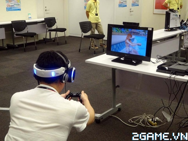 Game Dead or Alive Xtreme 3 cho game thủ quấy rối nhân vật nữ bằng kính VR