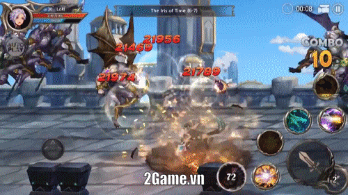 Dragon Spear Mobile cho phép người chơi chuyển đổi cùng lúc 3 lớp nhân vật qua lại để chiến đấu 12