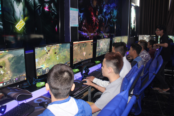 omega_24.JPG (600×400)