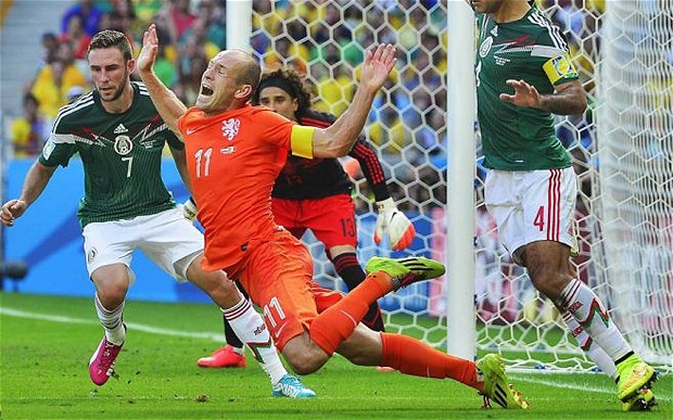 FIFA Online: Robben World Best – Sự lựa chọn hàng đầu cho hành lang phải