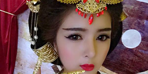 Webgame Đế Vương Bá Nghiệp mời ‘hot girl dao kéo’ Lilly Luta về chụp ảnh cosplay Webgame Đế Vương Bá Nghiệp mời ‘hot girl dao kéo’ Lilly Luta về chụp ảnh cosplay