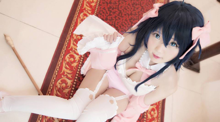 Không rời màn hình với bộ ảnh Cosplay Ako Tamaki