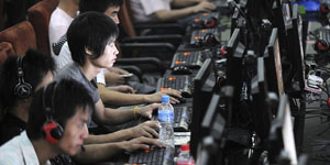 Chơi game online bị đối xử bất công nhưng vẫn thấy vui vẻ Chơi game online bị đối xử bất công nhưng vẫn thấy vui vẻ