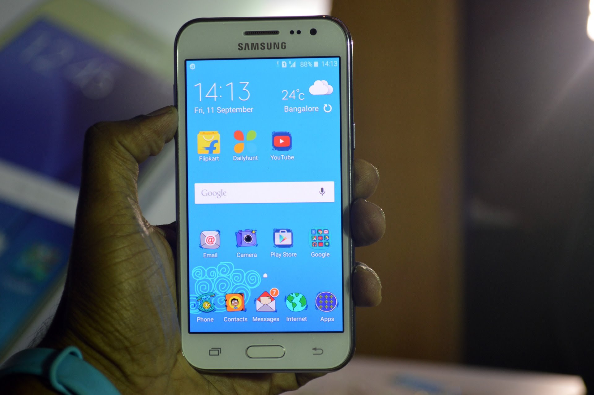 1 2 review. Samsung Galaxy j2 SM-j200. Samsung j2 2015. Samsung Galaxy j2. Samsung Galaxy j2 200.