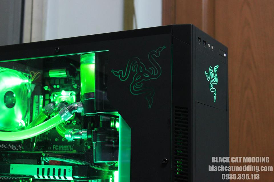 Pc Razaq Sốc với game thủ Việt được anh trai thưởng nóng dàn PC Razer Style