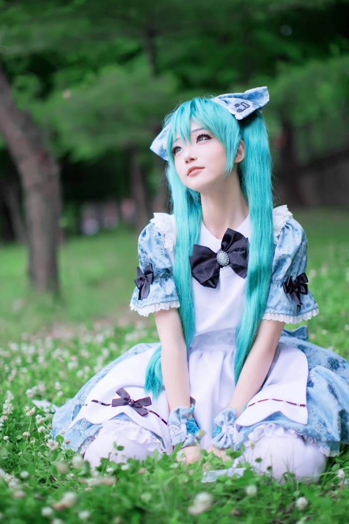Vocaloid Hatsune Miku Ver Alice in Music (10)