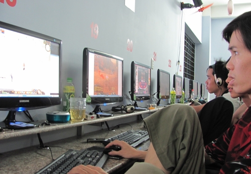 game-online-thu-phi-tuong-dai-bi-lang-quen-o-lang-game-viet
