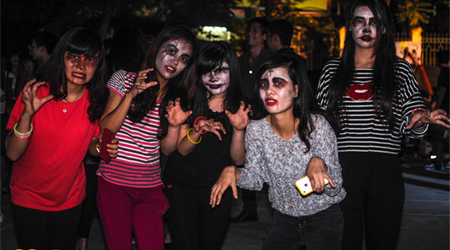 Game thủ “quẩy” hết mình trong dịp Halloween