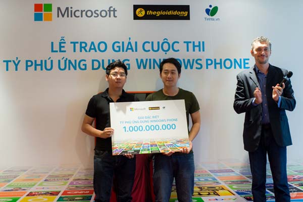 Bombi Saga giành chiến thắng tại cuộc thi Tỷ phú ứng dụng Windows Phone