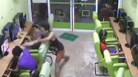 Game thủ ẩu đả kịch liệt vì bị xúc phạm trong game