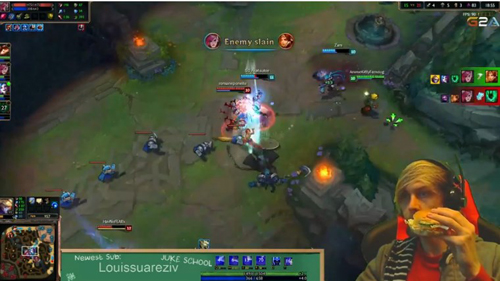 Liên Minh Huyền Thoại: Siv HD trổ tài chơi game bằng 1 tay :v