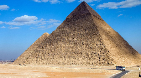 Đã tìm thấy nhật ký về người xây dựng kim tự tháp 4.500 năm tuổi