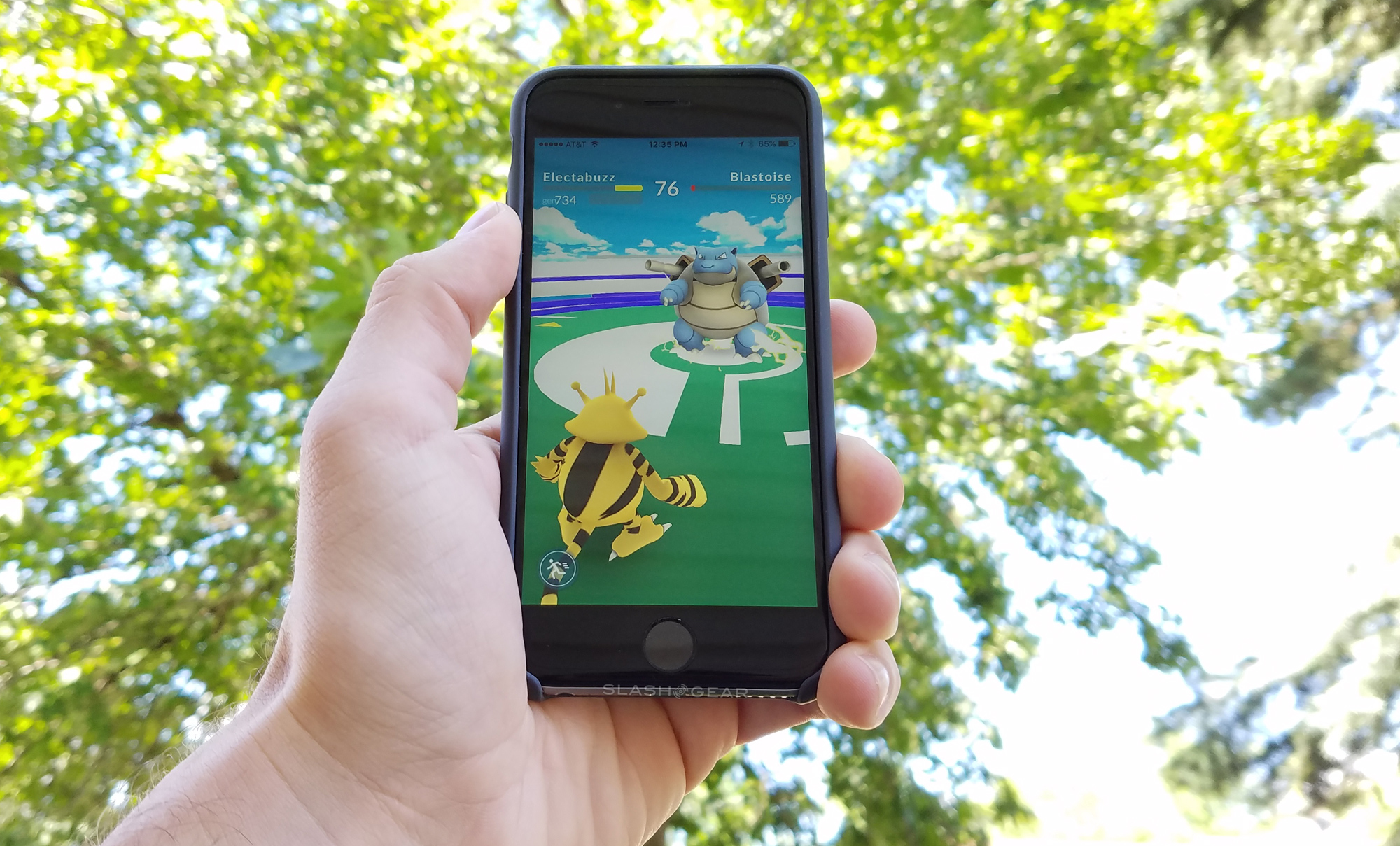 Game thủ Live Stream Pokémon GO trong công viên bị chơi khăm với tin đồn “khủng bố”