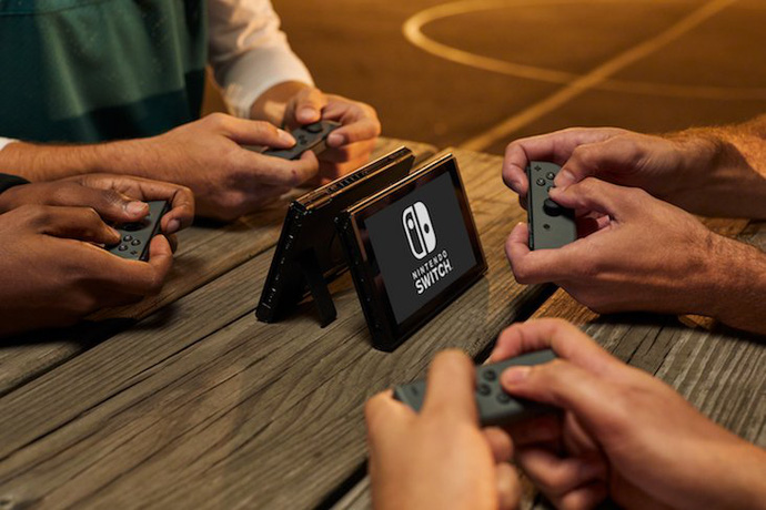 Máy chơi game thế hệ mới Nintendo Switch công bố giá bán chính thức