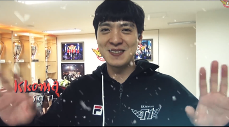 LMHT: Nghe Faker, Kkoma cùng dàn sao của SKT T1 chúc mừng Giáng Sinh